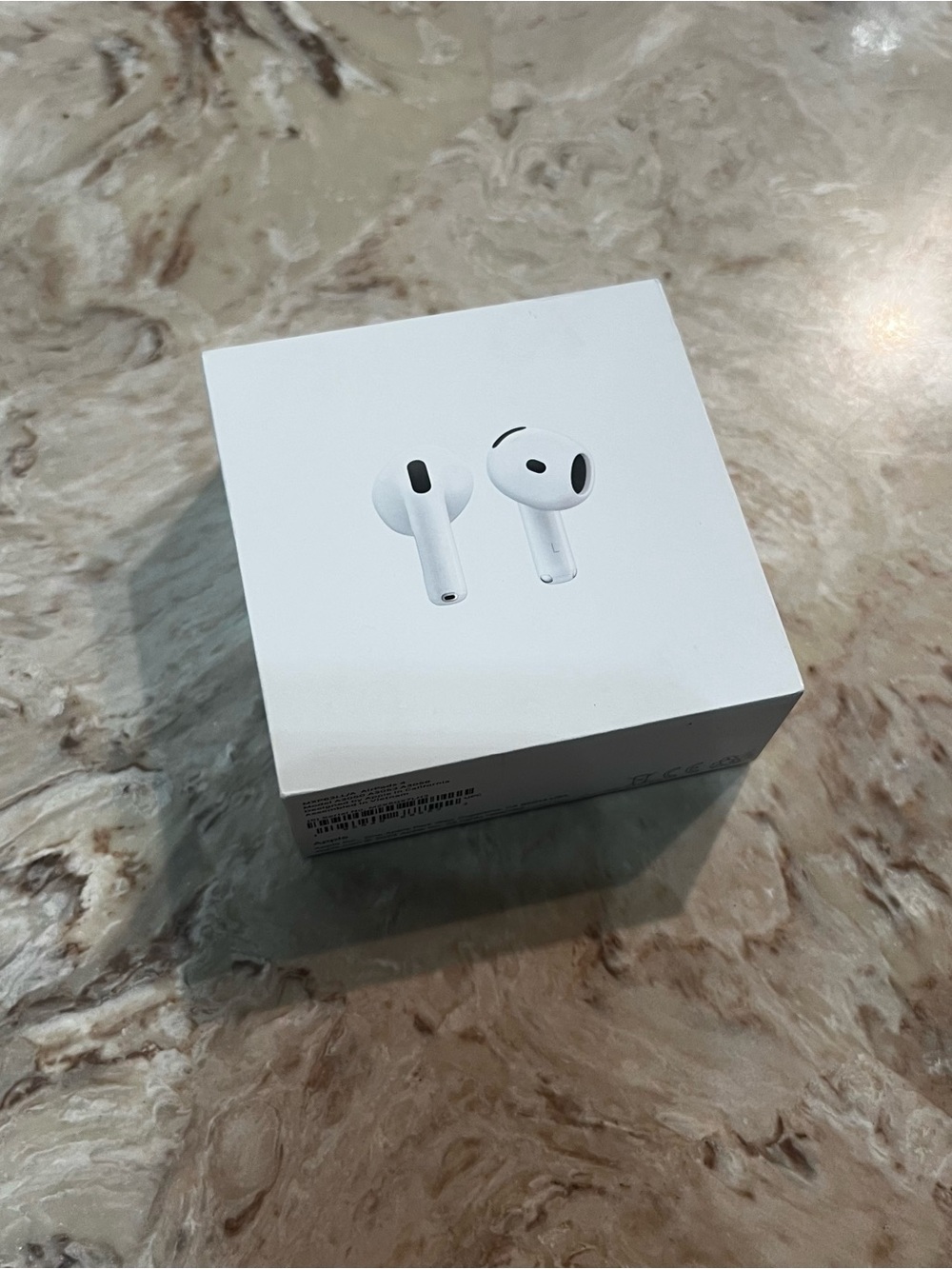 BNIB Apple AirPods 4